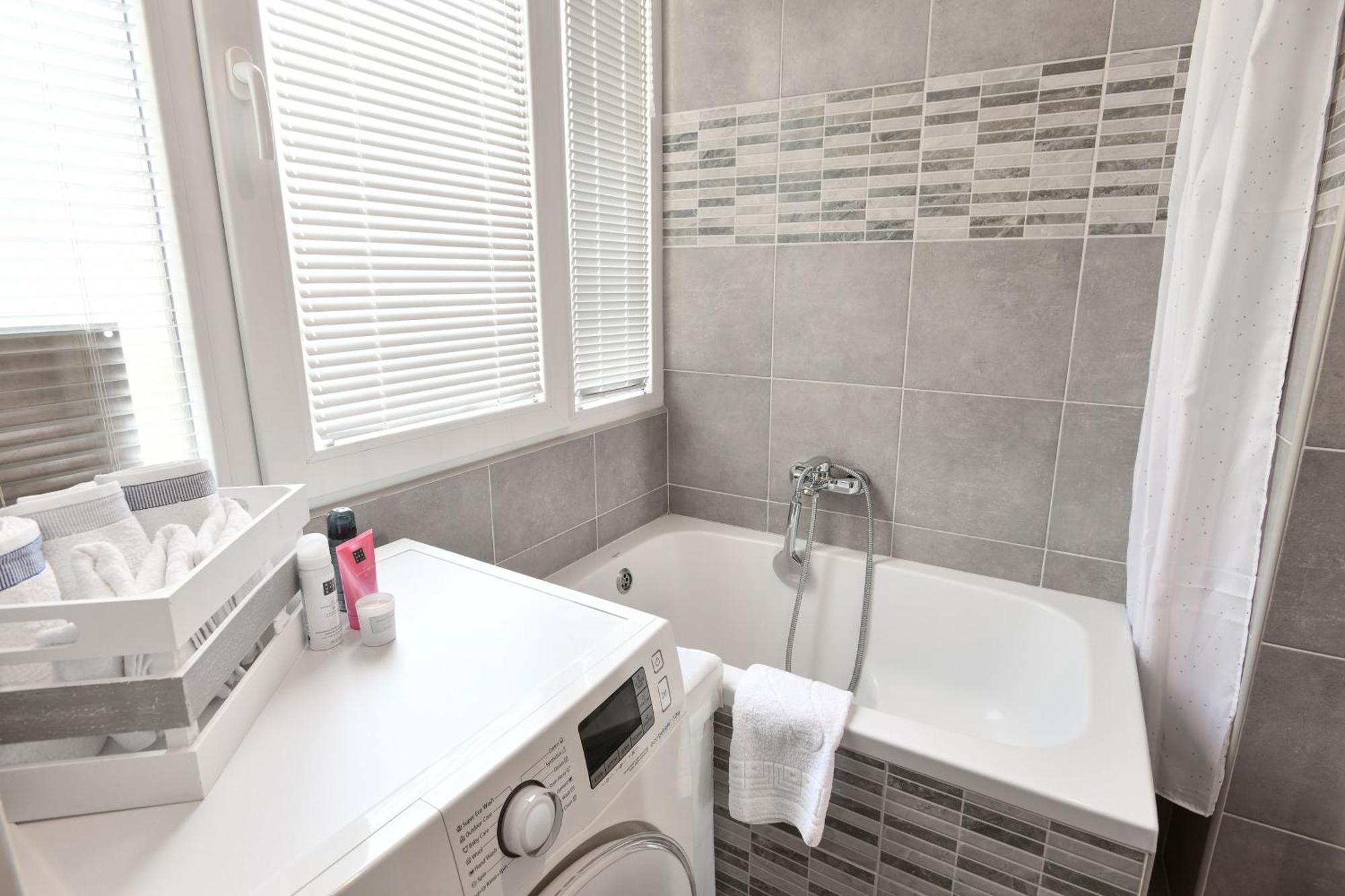 Apartment Sea Sun View Риека Экстерьер фото